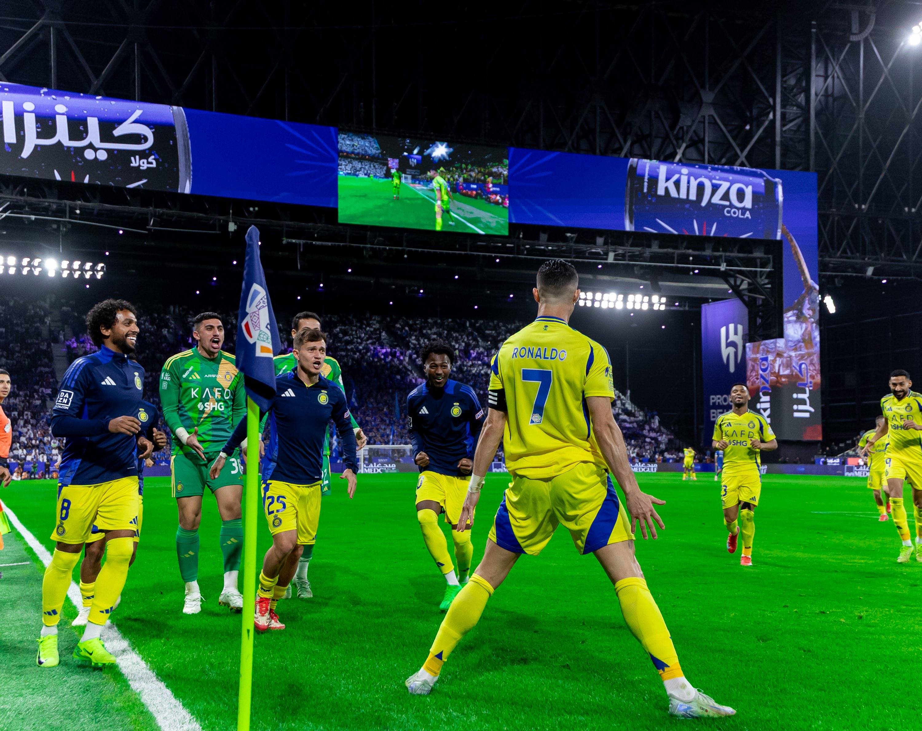 爱游戏- c罗进球视频素材 