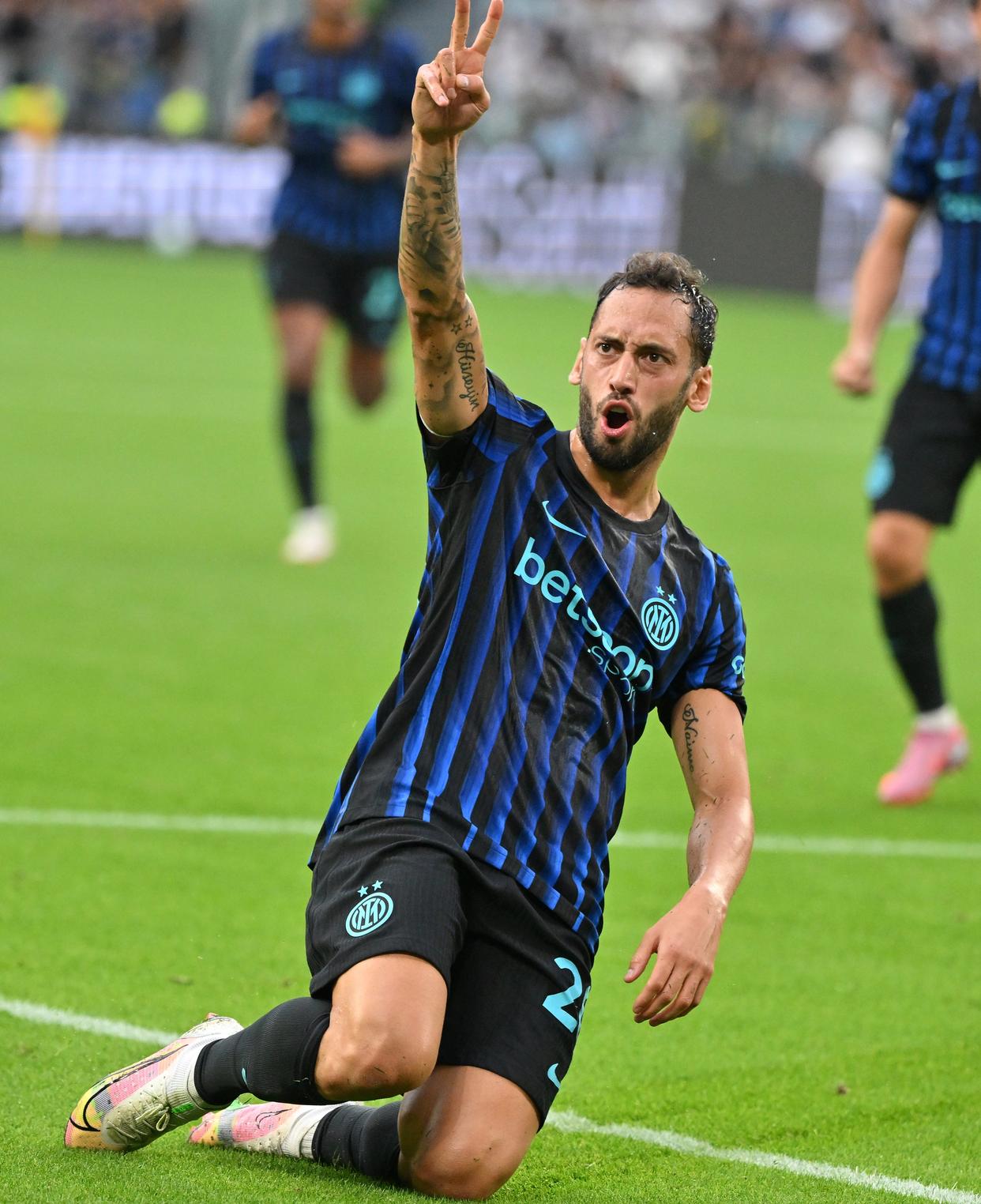 爱游戏-包含纳达尔关键节点惊险取胜，尤文图斯带队取胜！的词条