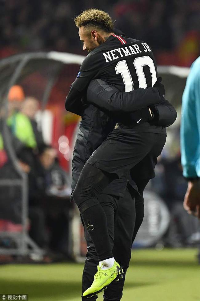 AYX-关于内马尔在MAD比赛中大胜，精彩发挥引发热议！的信息